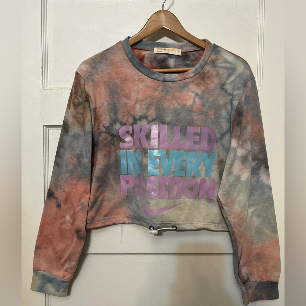 Roma Concepts Cropped Tie Dyed Athletic Style Lightweight Sweatshirt - Size XL